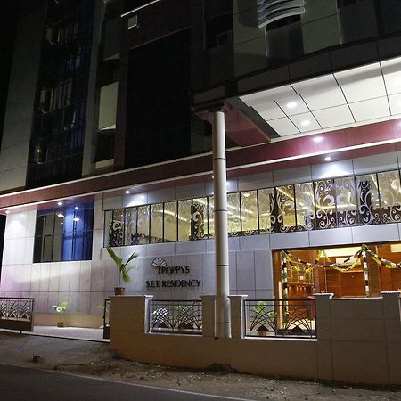Poppys S.E.T Residency Kumbakonam Exterior foto