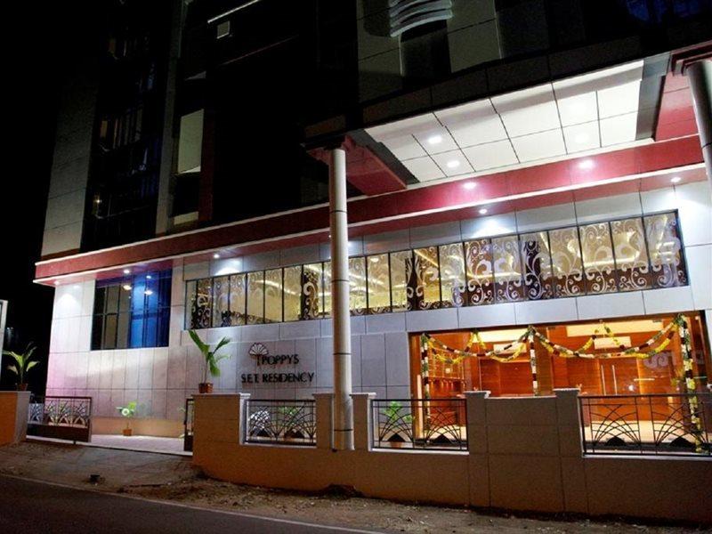 Poppys S.E.T Residency Kumbakonam Exterior foto