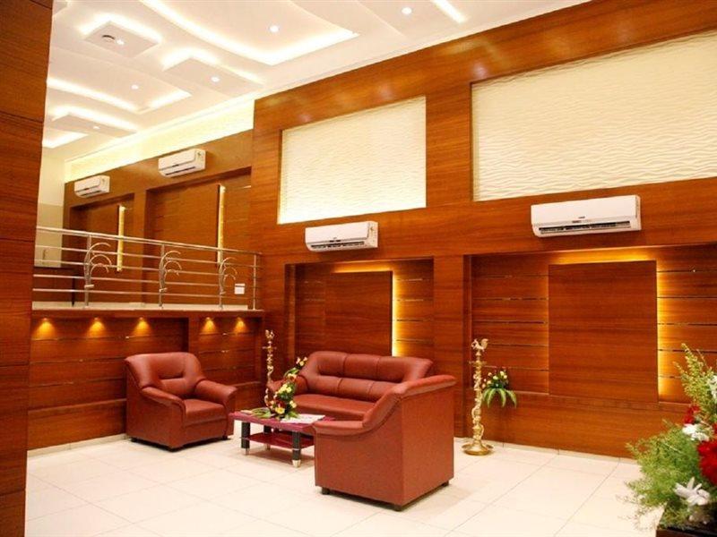 Poppys S.E.T Residency Kumbakonam Exterior foto