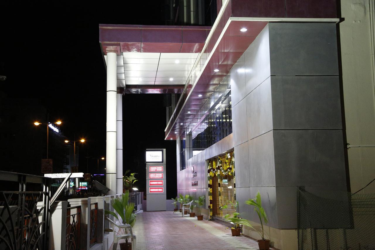 Poppys S.E.T Residency Kumbakonam Exterior foto