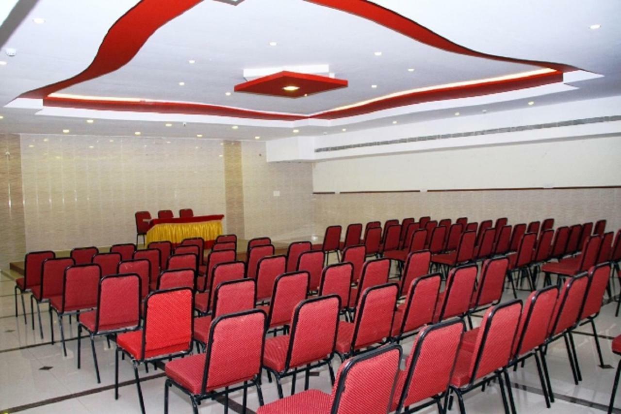 Poppys S.E.T Residency Kumbakonam Exterior foto
