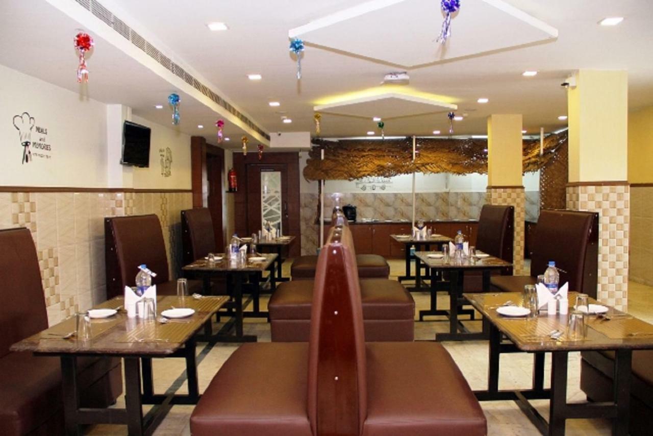 Poppys S.E.T Residency Kumbakonam Exterior foto